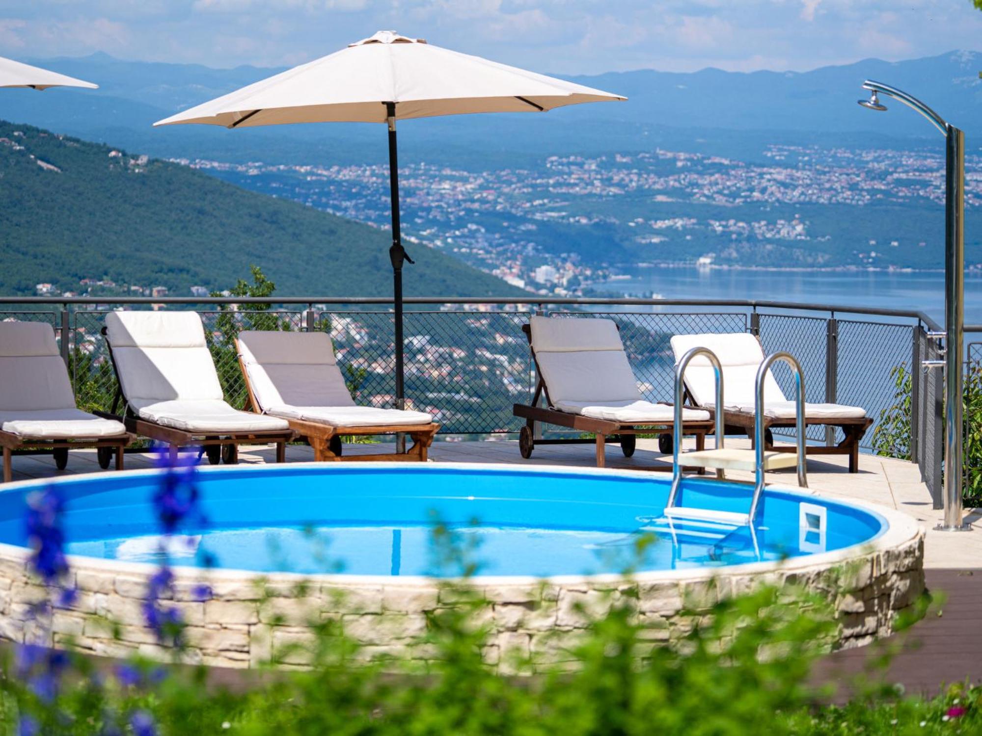 Apartment Laurus-2 By Interhome Lovran Εξωτερικό φωτογραφία