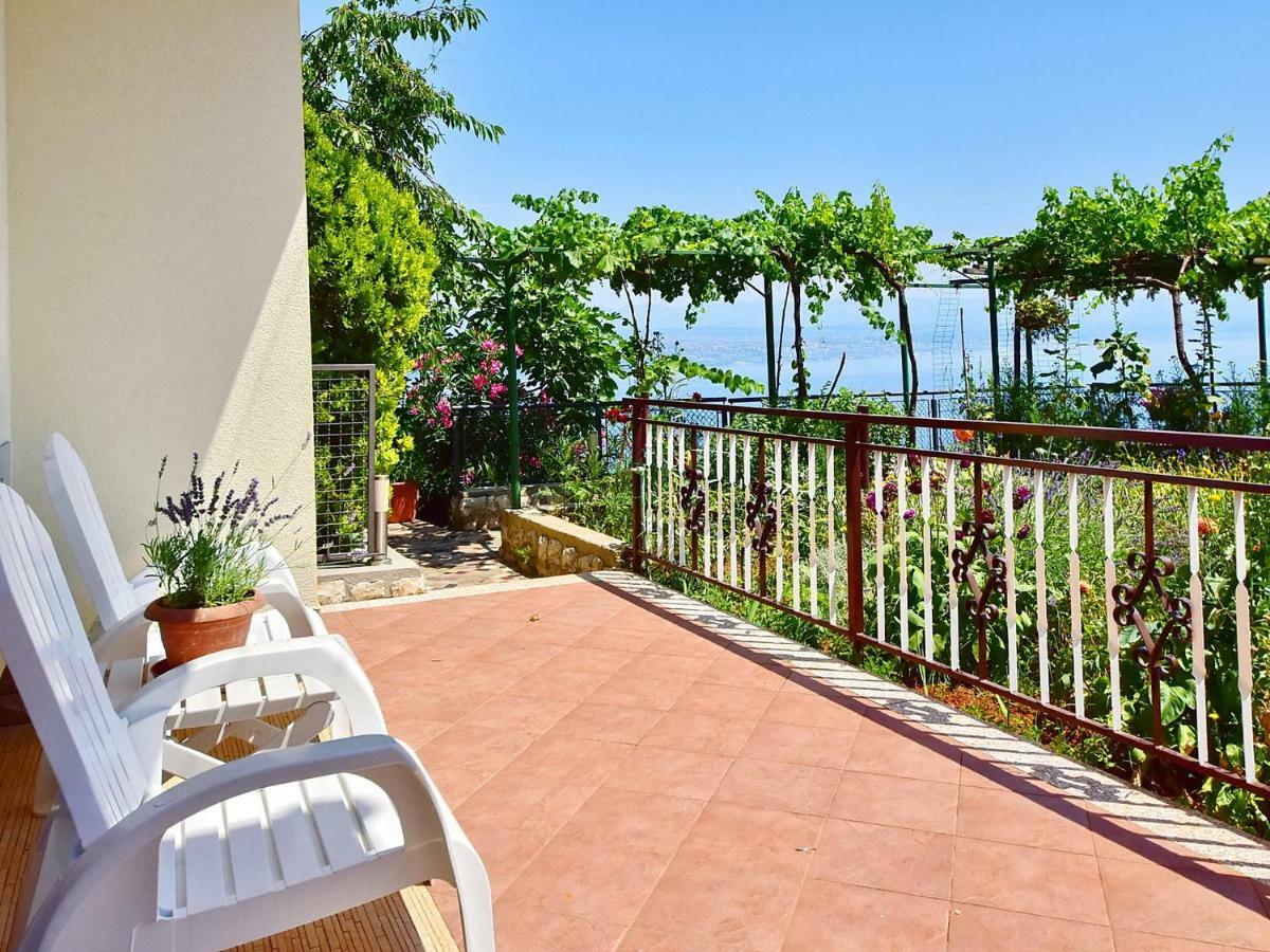 Apartment Laurus-2 By Interhome Lovran Εξωτερικό φωτογραφία